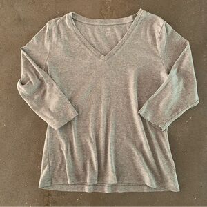Caslon V-Neck T-Shirt